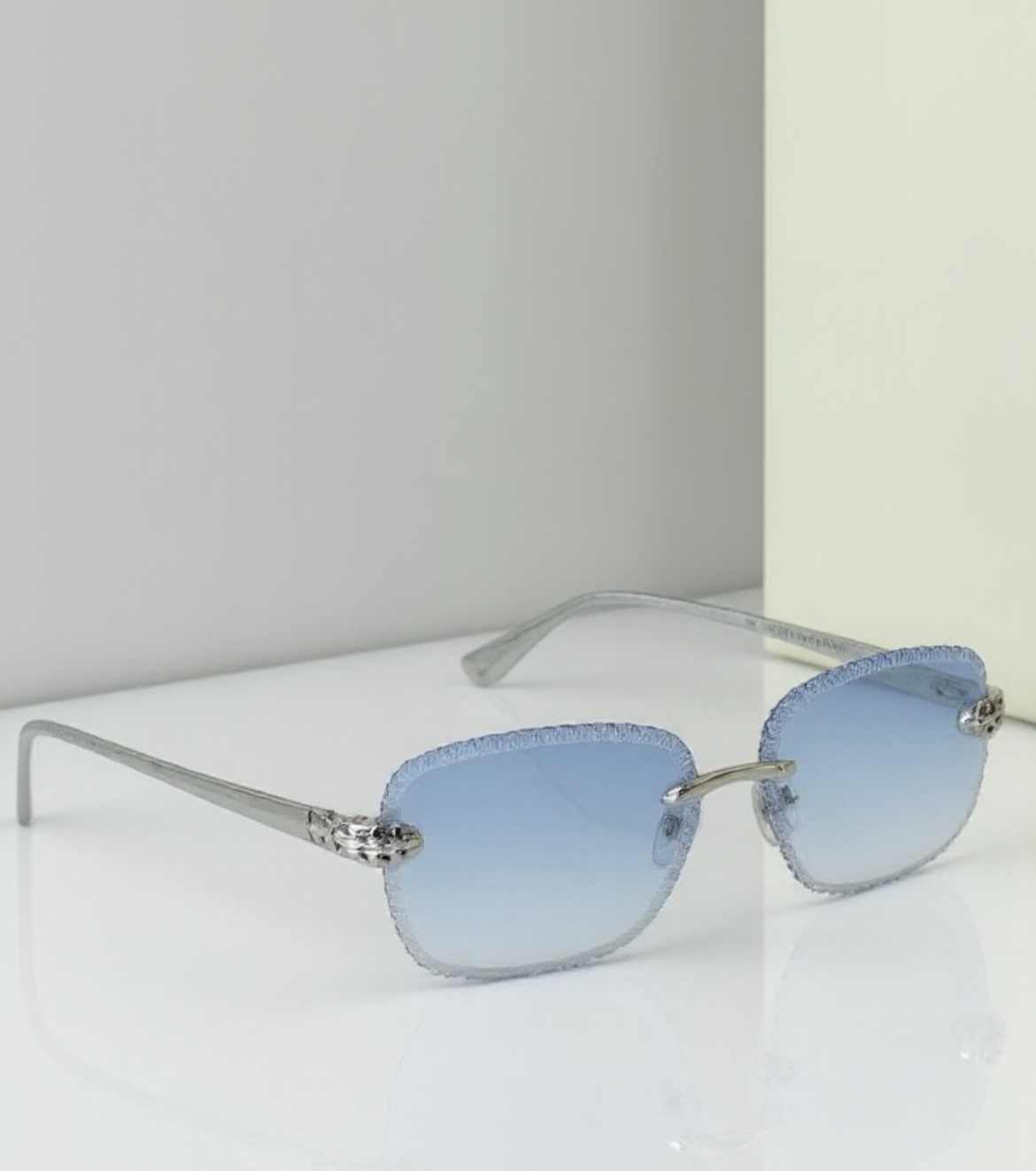 C** Panter Silver Blue